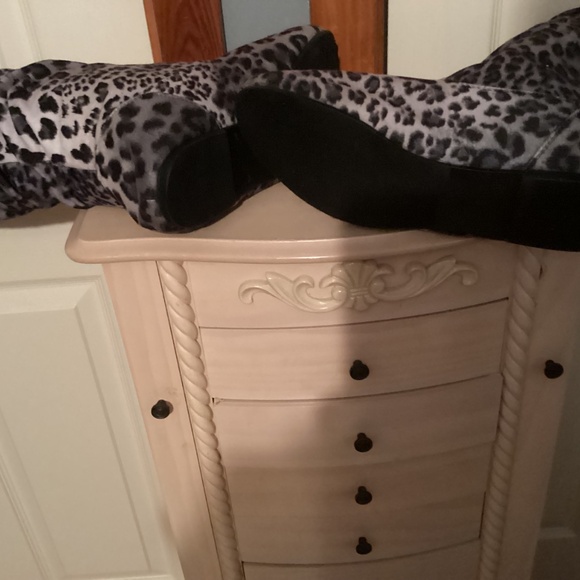 Claire’s Animal print - Picture 3 of 3